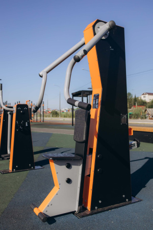 Тренажер жим от груди Романа 207.19.10