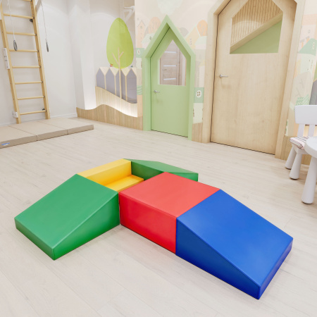 Мягкий игровой комплекс Romana «Звездолет» Мягкий игровой комплекс Romana «Звездолет»